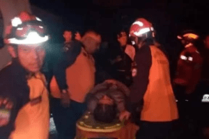Cinco personas rescatadas al caer al Río Torbes