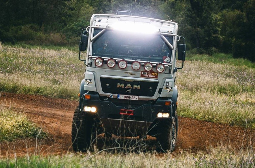 Camion en el Dakar